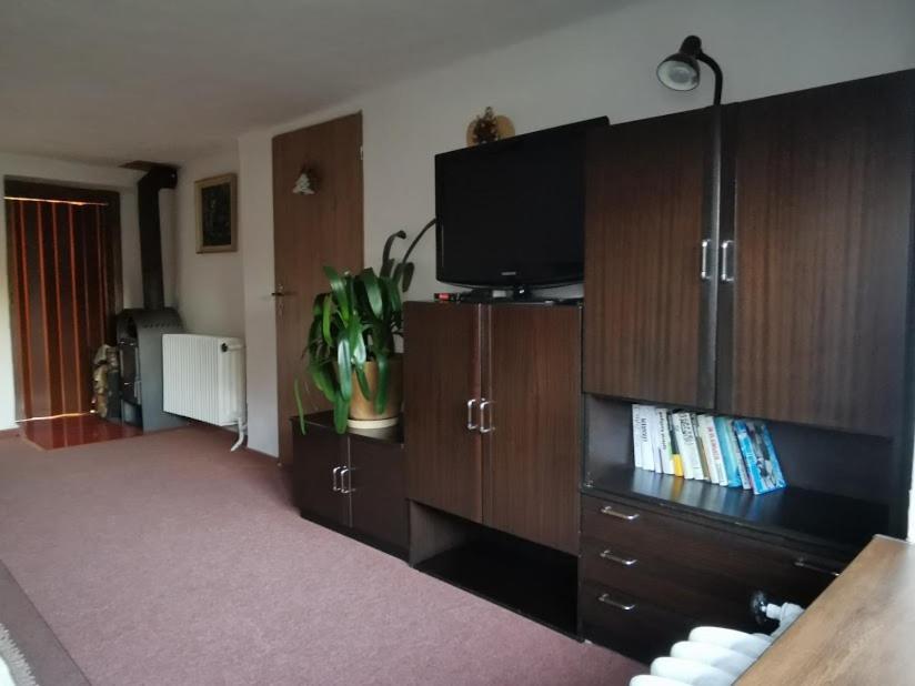 Dvougeneracni Dum Se Zahradou Apartment วิมแปร์ค ภายนอก รูปภาพ