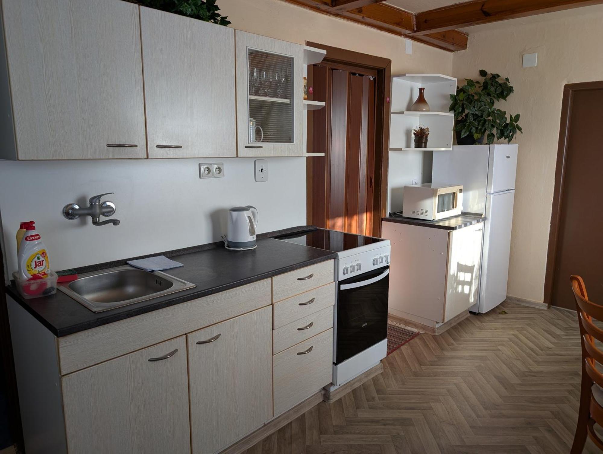 Dvougeneracni Dum Se Zahradou Apartment วิมแปร์ค ภายนอก รูปภาพ